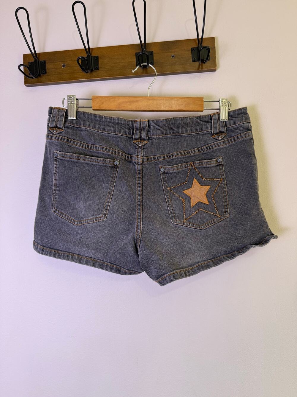 Vintage Y2K Tilt Denim Shorts Star Pocket Low Rise Women’s Size 13